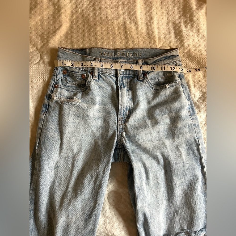 American Eagle Distressed Jeans Size 00 | Light Bleach Dye | Ripped Knees - Picture 7 of 11